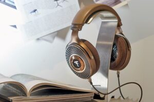 Focal, casque HiFi haut de gamme ouvert Clear MG, Honeycomb, lifestyle, Technophile Journal